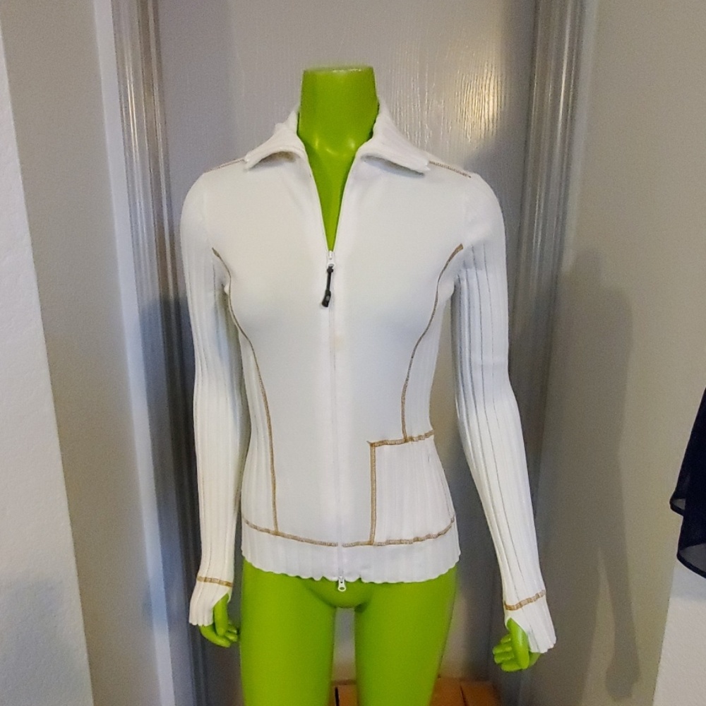 Athleta brand ladies workout sweater Medium